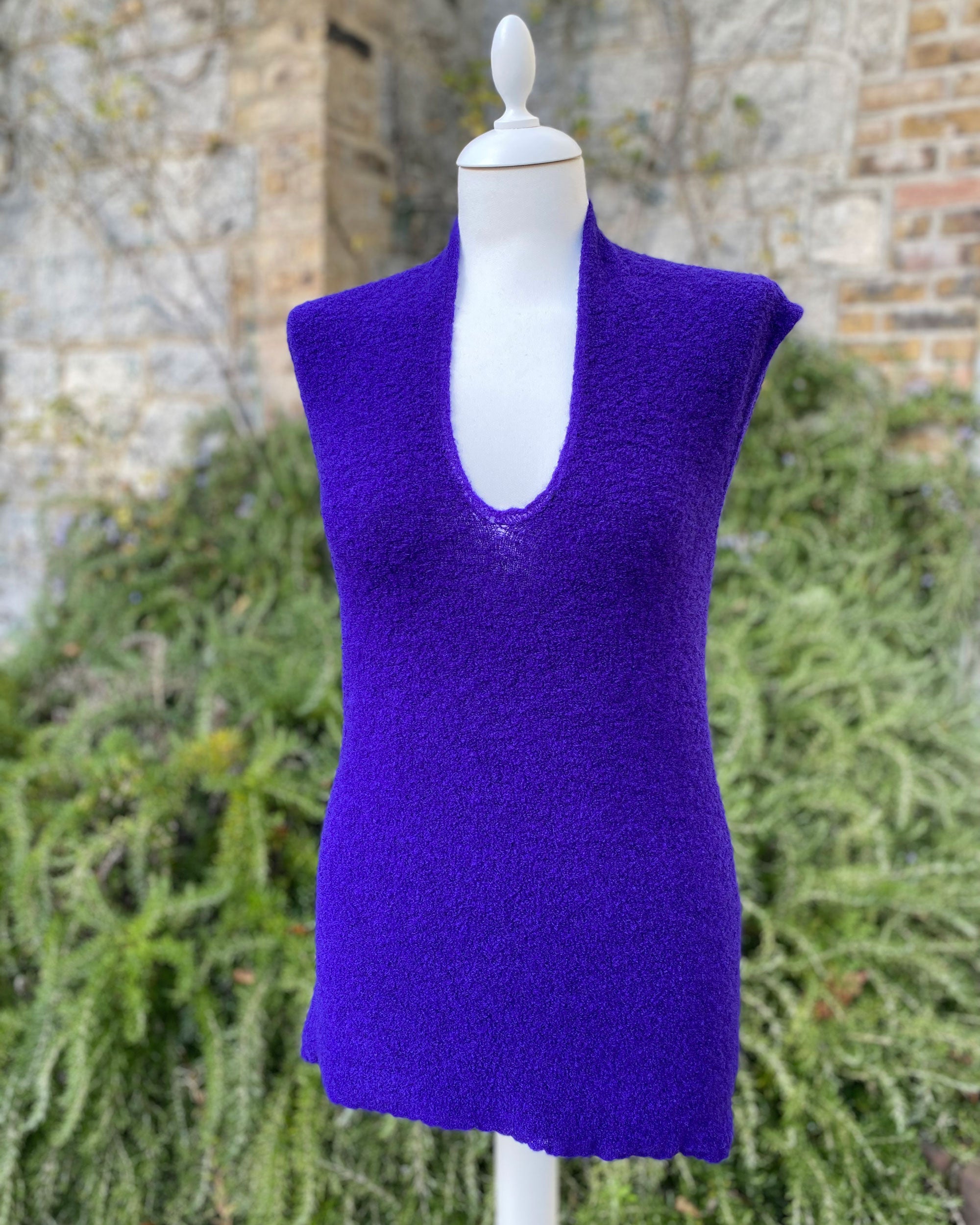 Deep V cap Sleeve Top